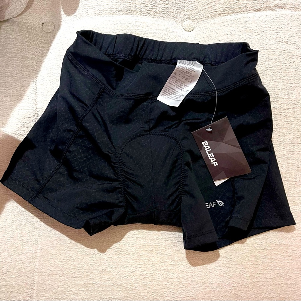 Baleaf Cycling shorts size L